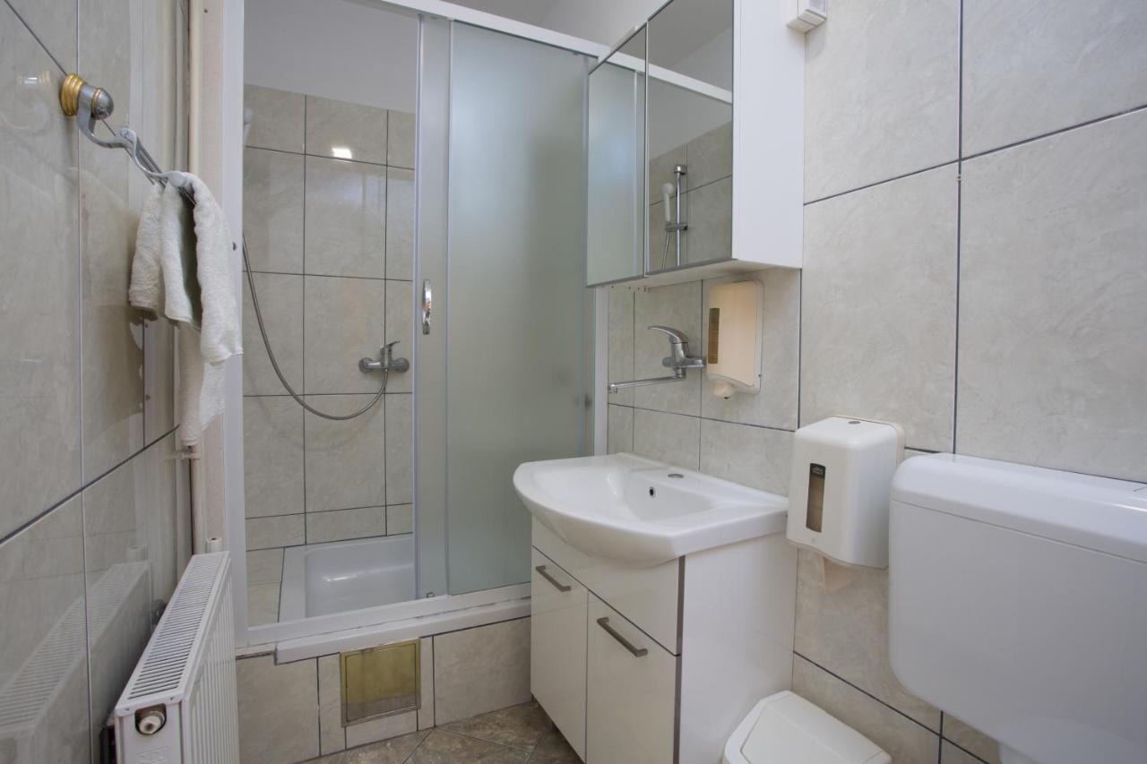 Rooms By The Sea Hvar - 8785 Hvar Town Exterior foto